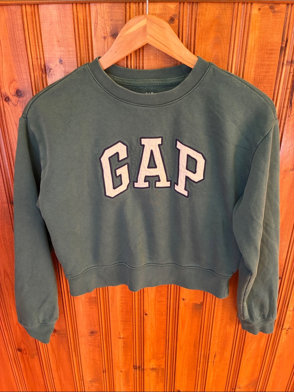 GAP Dark Green Cropped Logo Sweatshirt
